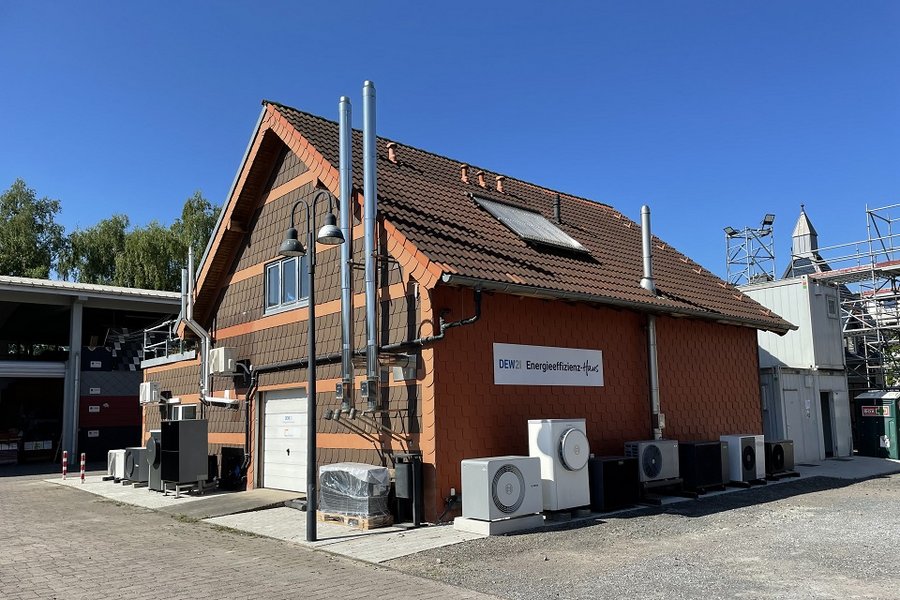 Das DEW21 Energieeffizienz-Haus von außen.